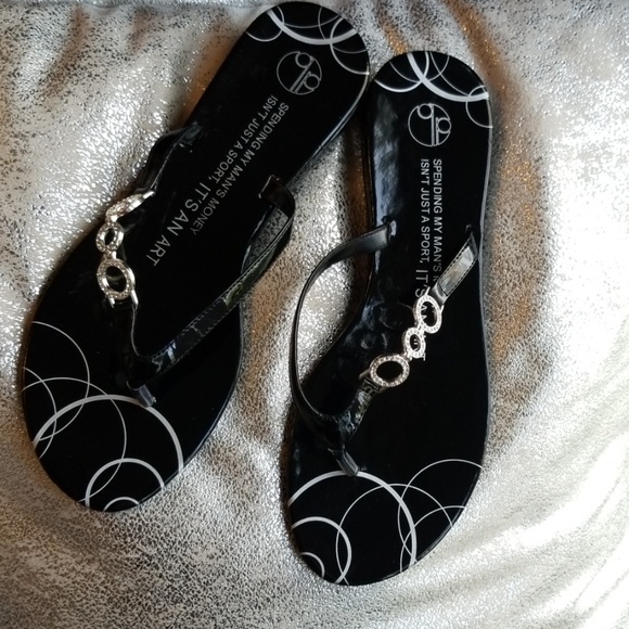 Down Boy Shoes - Sale! Down Boy flip flops sz. 8